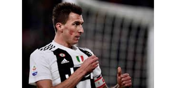 Mandžukićin tulevaisuutta ei tunneta